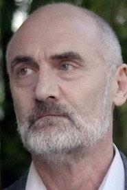 Oleg Guseynov as Arsen in Mama, I'm Home 2022