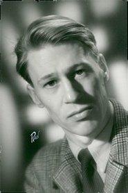 Anders Ek as Frost in Sawdust and Tinsel 1953