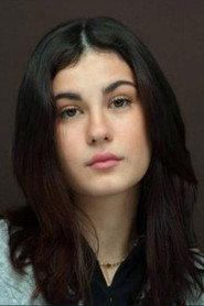 Luth Inat as Isabel in Chica Quinqui 2025