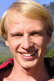 Aleksandr Poryvaev as uncle Roma in The Land of Sasha 2022