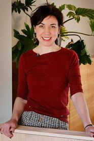 Sophie Serraris as Psycholoog in E M D R 2023
