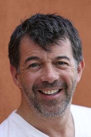 Stéphane Plaza as Yan in À gauche en sortant de l'ascenseur 2015