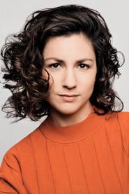 Eva Meckbach as Miriam Maertens in Die Luft zum atmen 2022