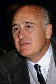 Fernando Chinarro as Don Ildefonso in Los muertos no se tocan, nene 2011
