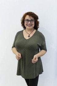 Isabel Donate as Vatchú (voz) in Inspector Sun and the Curse of the Black Widow 2022