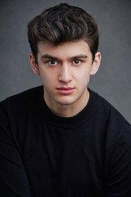 Noah Berc as Noah Jones in The Perfect Christmas Date 2024