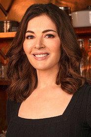 Nigella Lawson as Herself in A Lump In My Throat 2001