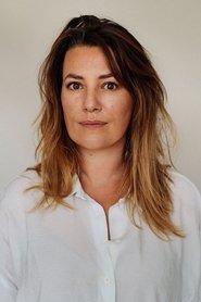 Emilie De Roo as Sanne in Pepijn 2023