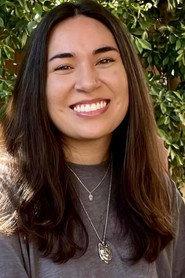 Alexa Ruvalcaba as in Familiar 2021