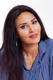 Rada Nasibova as qırmızı qız in 100000 AZN 2009