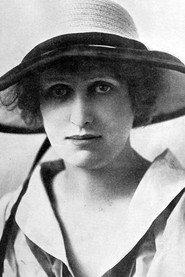 Virginia Norden as The Actress in Baby Hands 1912
