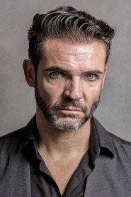 Javier De la Vega as Vicente in El diario de una prostituta 2 2017