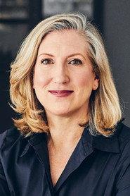 Lesley Chesterman as Herself in 100 ans à table 2018