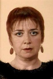 Galina Chernobaeva as Алиса Романовна Томилина in A Simple Girl 2015