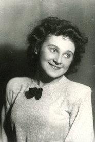 Margarita Kupriyanova as Snegurochka / Kupava (voice) in The Snow Maiden 1952