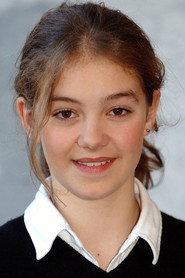 Lea Kurka as Regina (younger) in Nowhere in Africa 2001