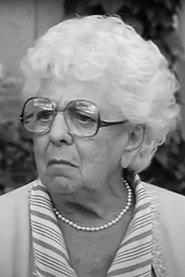 Enid Saunders as Minnie Hart in Home Is Where the Hart Is 1987
