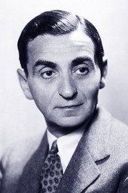 Irving Berlin as Self in Show-Business at War 1943