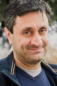 Monio Monev as Zlatkov in Petya of My Petya 2021