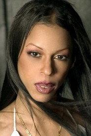 Heather Hunter as Lucinda in Snipes 2001