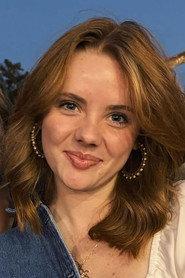 Audie Martin as Hannah in Potluck Teacher 2025
