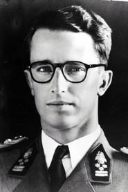 Baudouin I of Belgium as Self (archive footage) in Im Glanze ihrer Kronen 1968