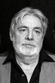 Enric Arredondo as Eusebio in Viva lo imposible 1973