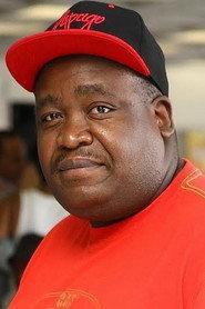 Mpho Molepo as Pastor Jacob in Heartlines 2006