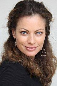 Vanessa Asbert as Breatice in Ogni lasciato è perso 2001