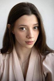 Polina Gukhman as Masha in Masha 2021
