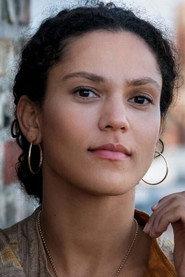 Amal Keller as Céleste Bourvil in Kommissar Dupin – Bretonische Sehnsucht 2026
