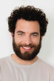 Sérgio Coragem as Sérgio in Simon Calls 2020