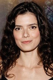 Konstantina Messini as Mary in Buzzheart 2024