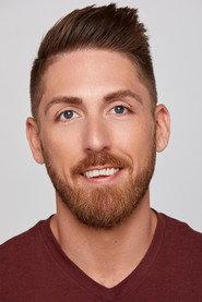 Matthew Keith as Senna Employee in Love on Retreat 2023