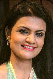 Zeena Bhatia as Poonam in Miss Lovely 2014