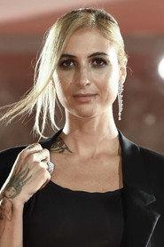 Ema Stokholma as Venusia in Appena un minuto 2019