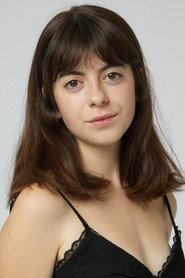 Judit Martín as Roser in Life without Sara Amat 2019