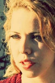 Luana Eva as Namorada in Tudo Bem? 2010
