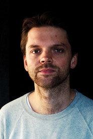 Nicolai Zeitler as Vater in I Am the Greatest 2025