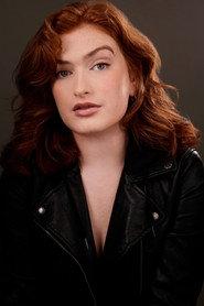 Isa Luzarraga as Tara in I-21 2024