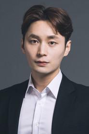 Kang Bong-sung as Chang-ho in The King of Jokgu 2014