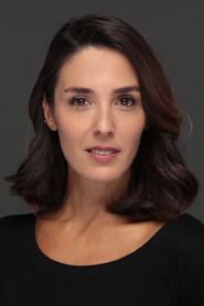 Damla Cercisoğlu as in Deli Mavi 2005