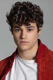 Tomy Aguilera as Tayco in Por los pelos 2022
