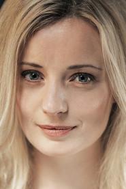 Ajda Smrekar as Lara in Sunrise Over the City 2012
