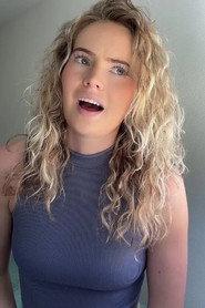 Lotte Oskam as Eline in Confetti Harvest 2014