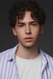 Quique Vicente as Martín in Antface 2026