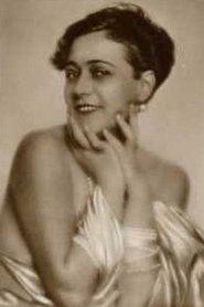 Carmen Cartellieri as Regine in The Hands of Orlac 1924