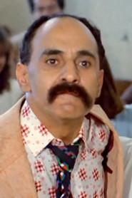 Panos Korkotas as Φώντας in The grazy doctor 1987