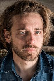 Giulio Cristini as Gino in Adriano Olivetti - La forza di un sogno 2013