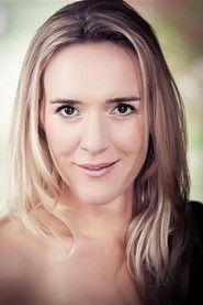 Pandora Clifford as Susie in Blackwater Lane 2024